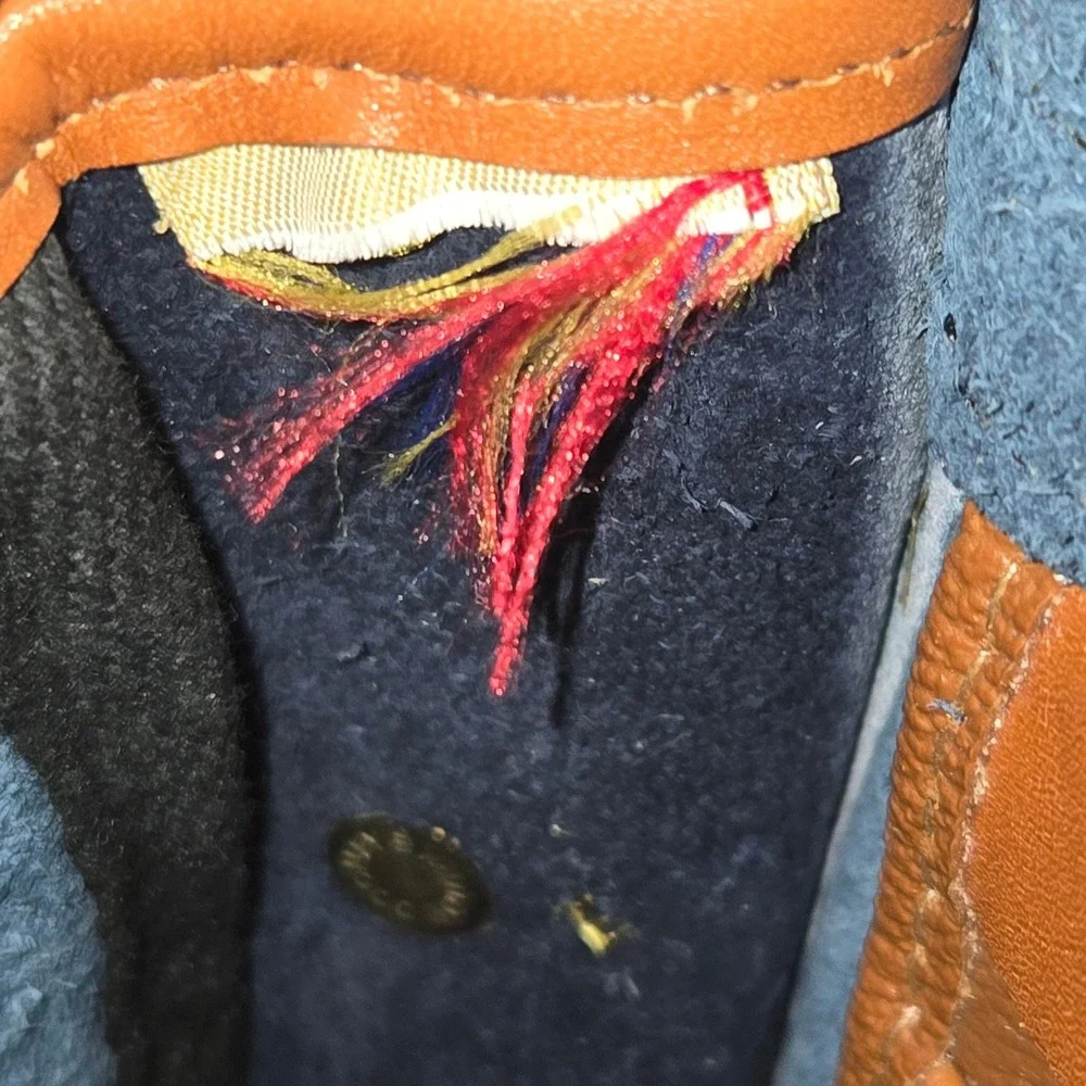 Dooney & Bourke VTG Over Under Marble Bag 7X6X2 Navy & Tan‎ All Weather Leather